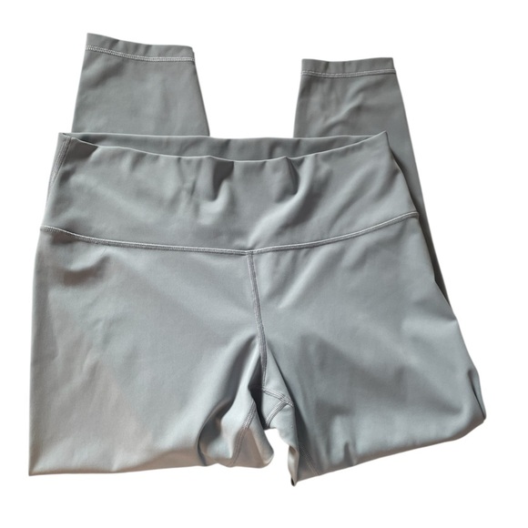 Lululemon Wunder Under High-Rise 7/8 Tight *Full-On Luxtreme 25" - Picture 5 of 7